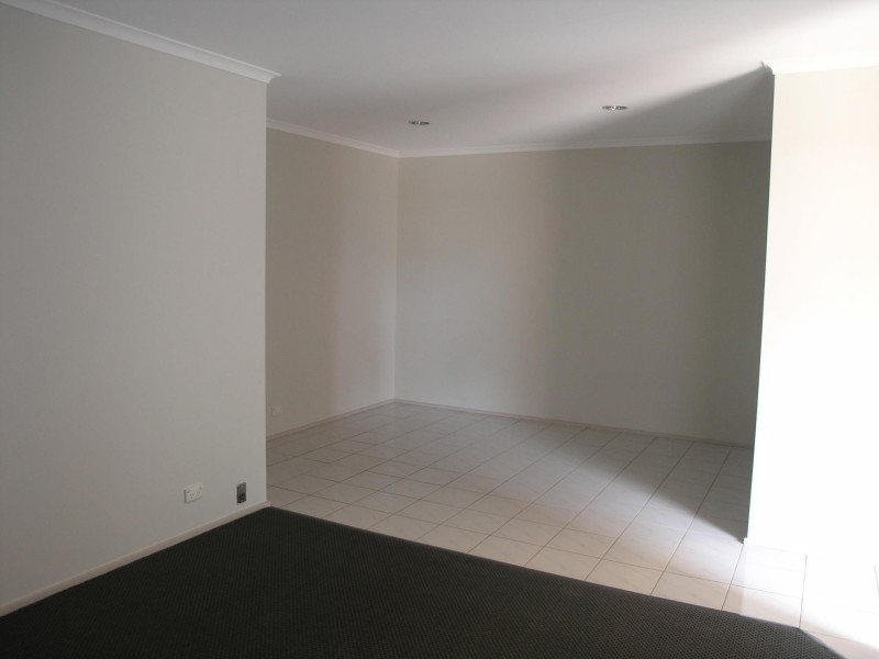 20 Lofty Close, Palmerston ACT 2913