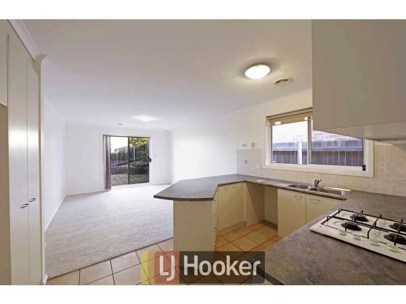 4/11 Len Waters Street, Ngunnawal ACT 2913