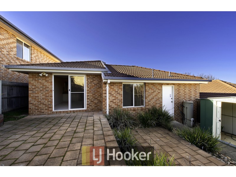 4/11 Len Waters Street, Ngunnawal ACT 2913