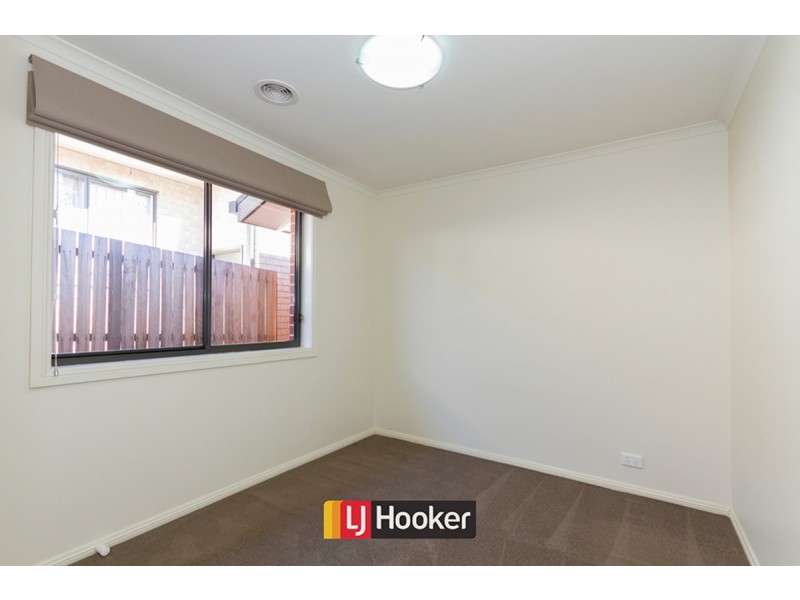 1 Epstein Street, Franklin ACT 2913