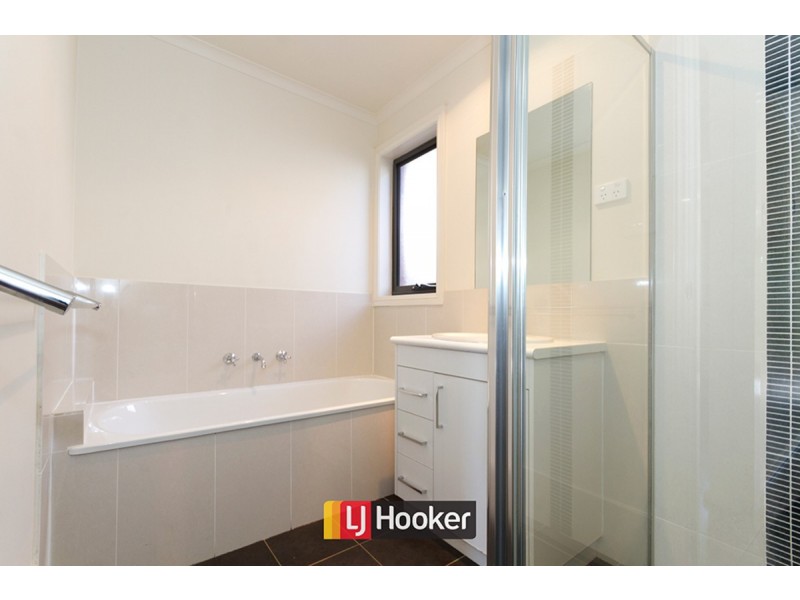 1 Epstein Street, Franklin ACT 2913