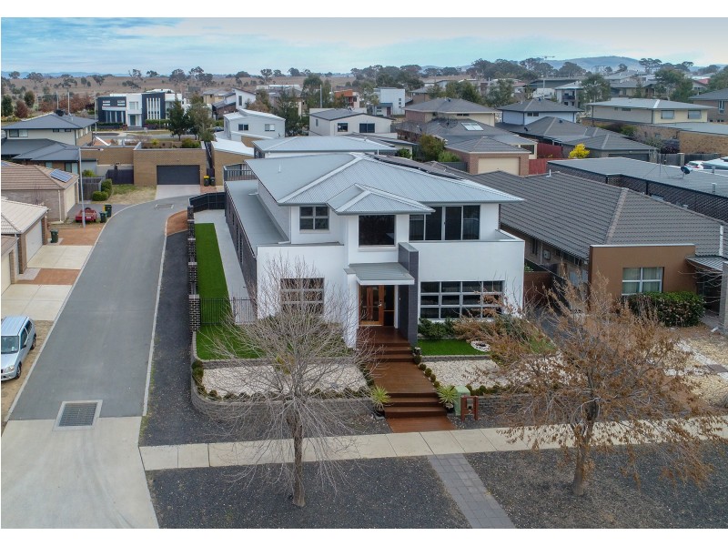 5 Poyitt Street, Franklin ACT 2913
