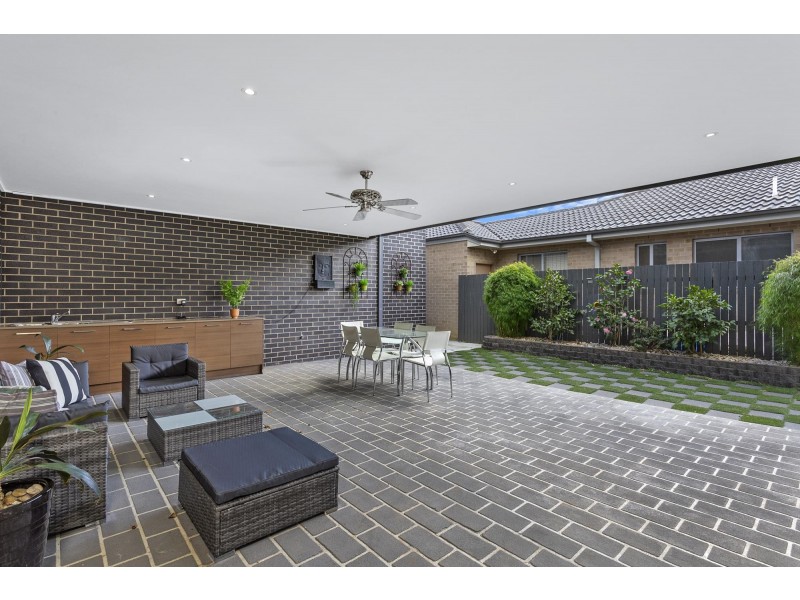 5 Poyitt Street, Franklin ACT 2913