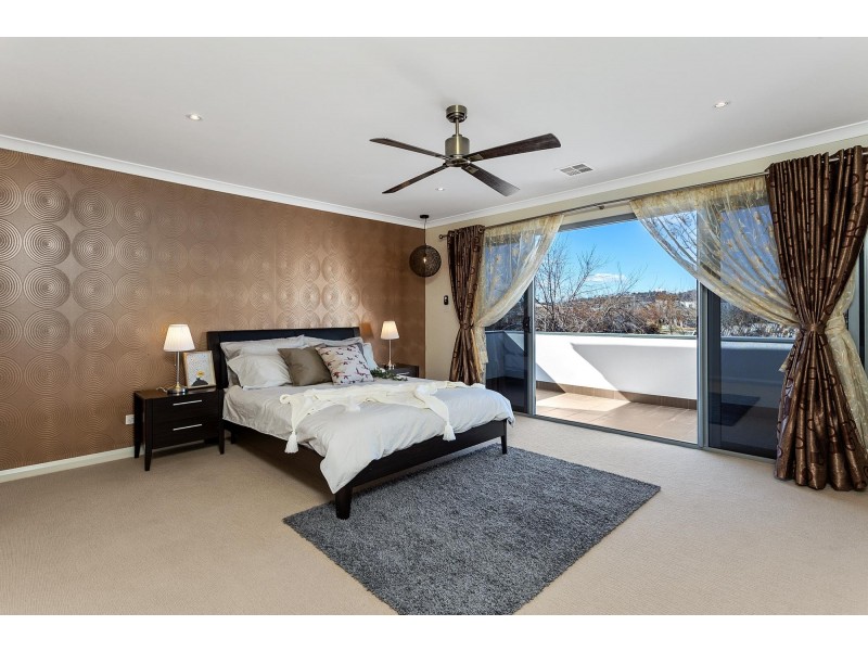 5 Poyitt Street, Franklin ACT 2913