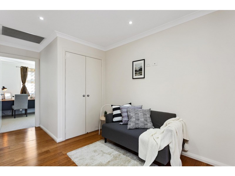5 Poyitt Street, Franklin ACT 2913