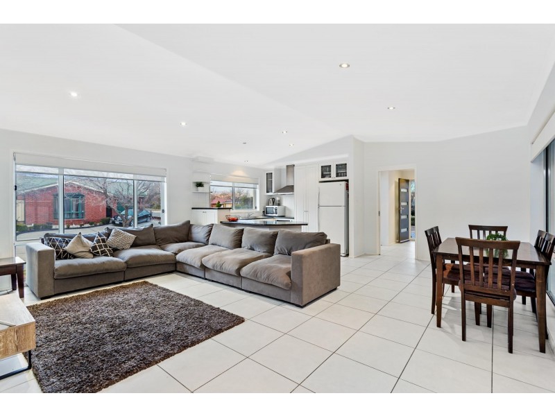 1 Tipiloura Street, Ngunnawal ACT 2913