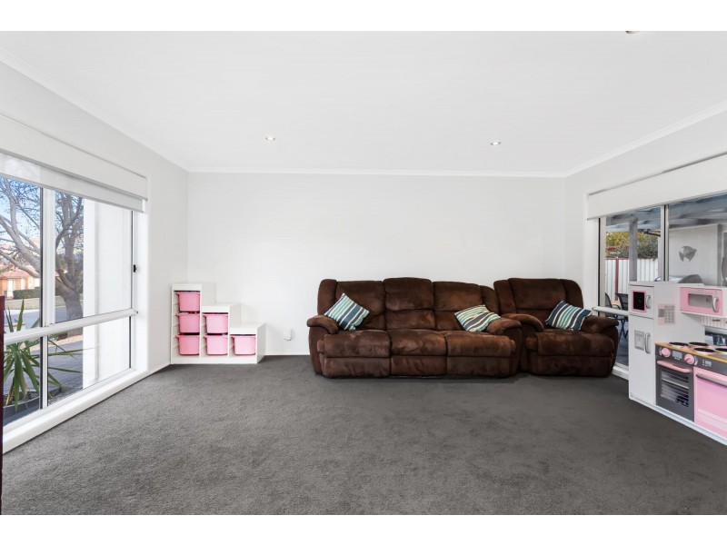 1 Tipiloura Street, Ngunnawal ACT 2913