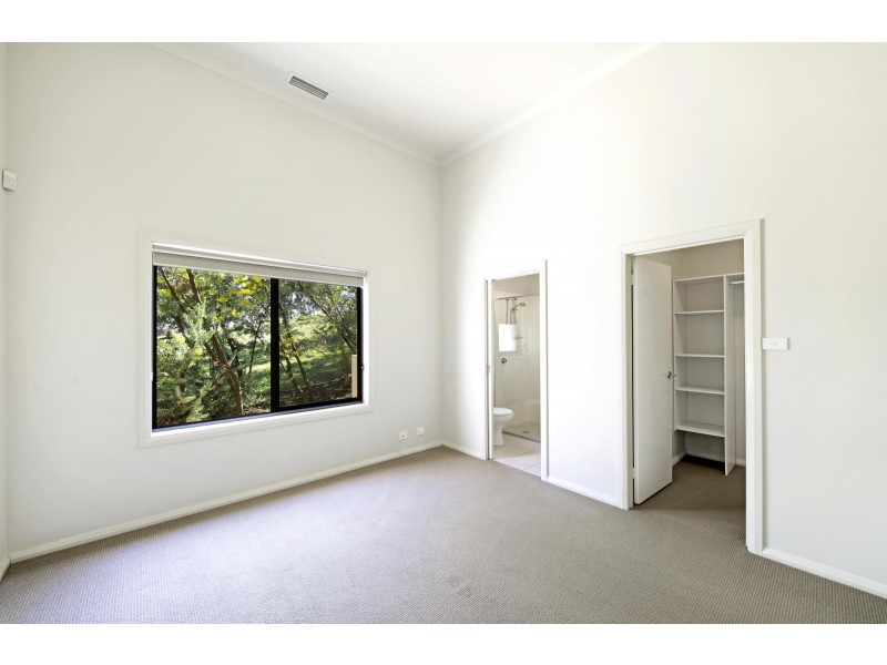 10/16 Ray Ellis Crescent, Forde ACT 2914