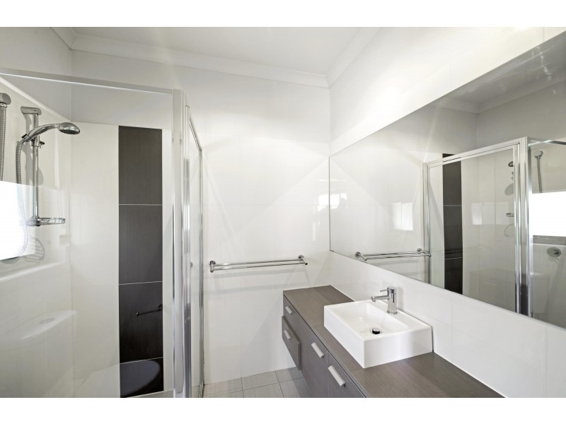 10/16 Ray Ellis Crescent, Forde ACT 2914