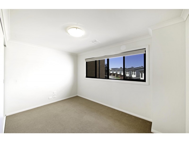 10/16 Ray Ellis Crescent, Forde ACT 2914