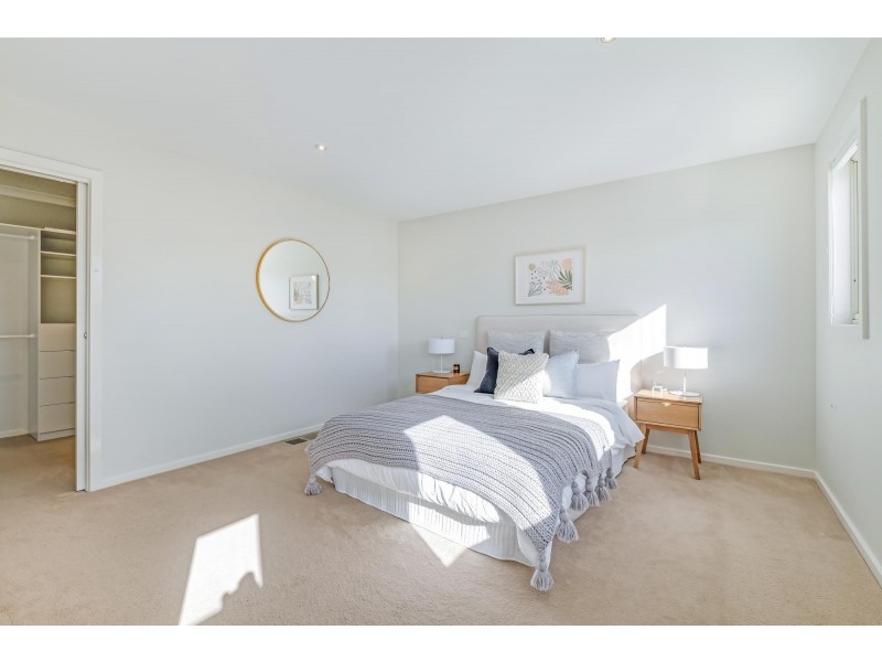 5 Leslie Dwyer Street, Forde ACT 2914