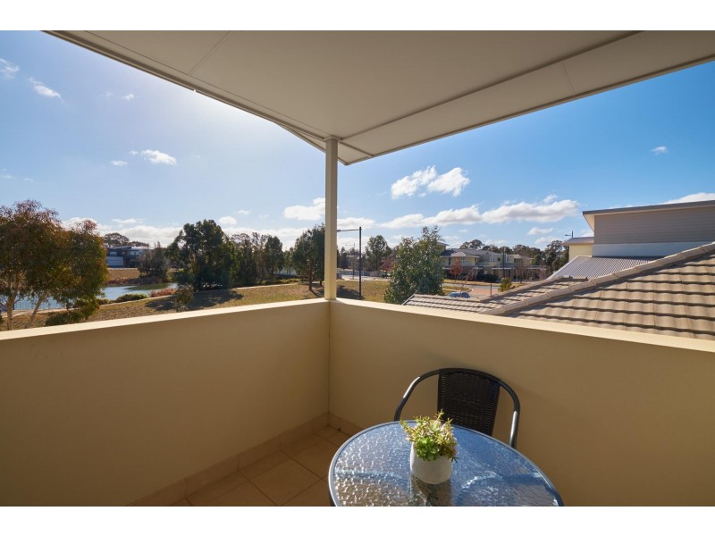 5 Leslie Dwyer Street, Forde ACT 2914