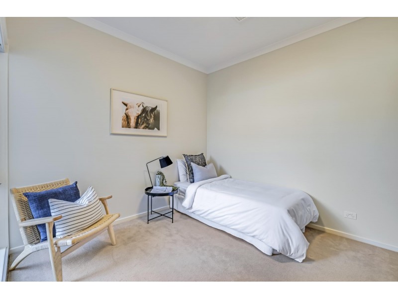 5 Leslie Dwyer Street, Forde ACT 2914