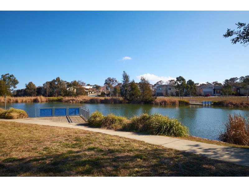 5 Leslie Dwyer Street, Forde ACT 2914