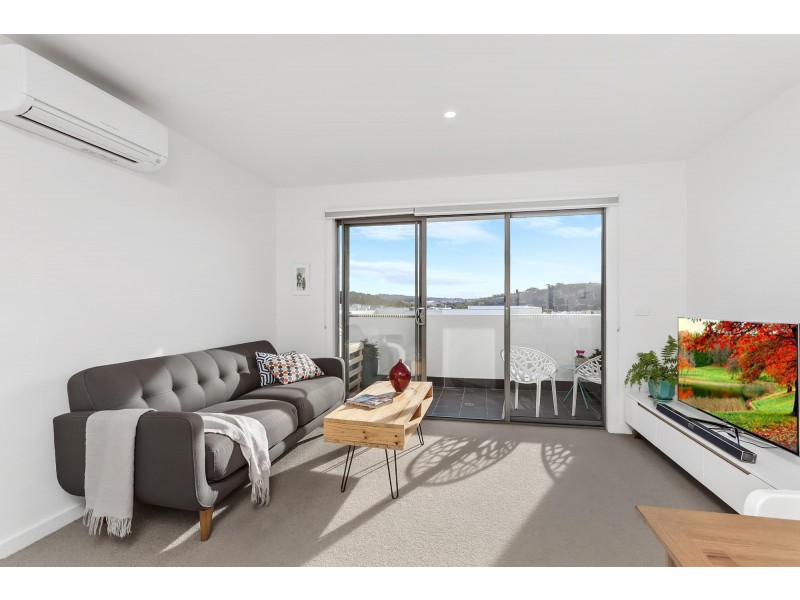 20/50 Hillcrest Crescent, Crace ACT 2911