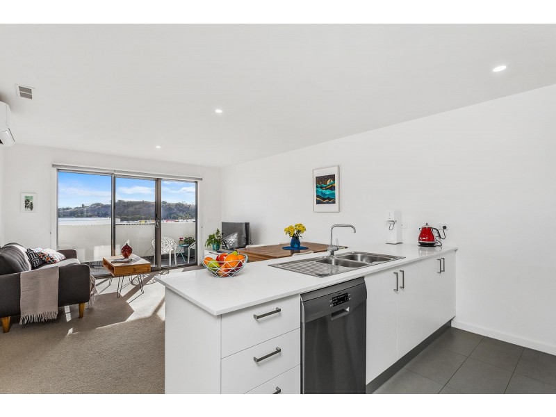 20/50 Hillcrest Crescent, Crace ACT 2911