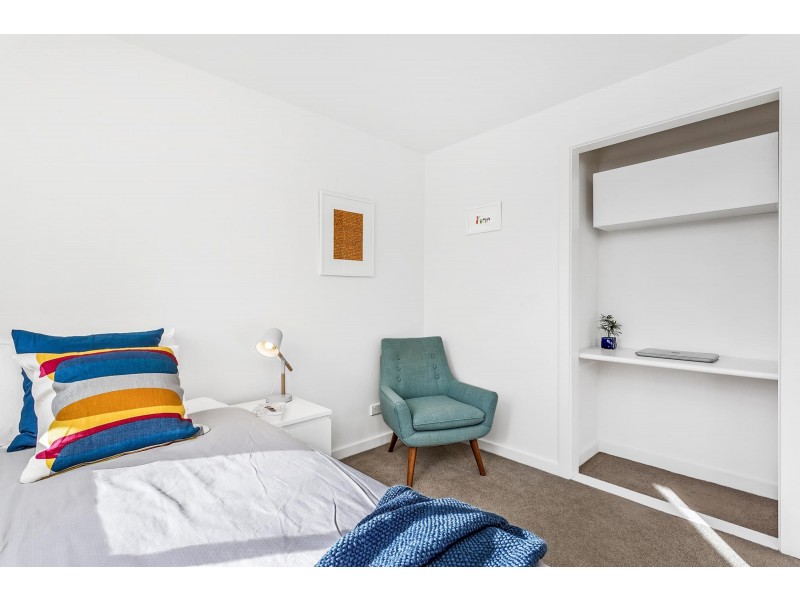 20/50 Hillcrest Crescent, Crace ACT 2911