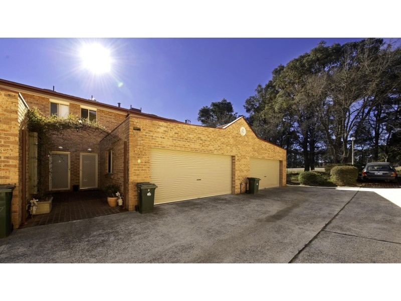 8/25 Aspinall Street, Watson ACT 2602