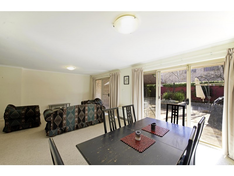 8/25 Aspinall Street, Watson ACT 2602