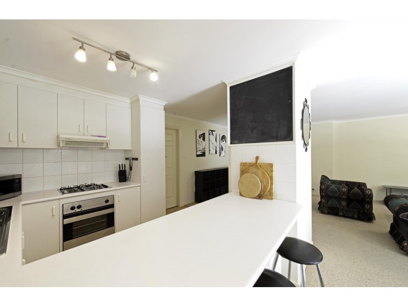 8/25 Aspinall Street, Watson ACT 2602