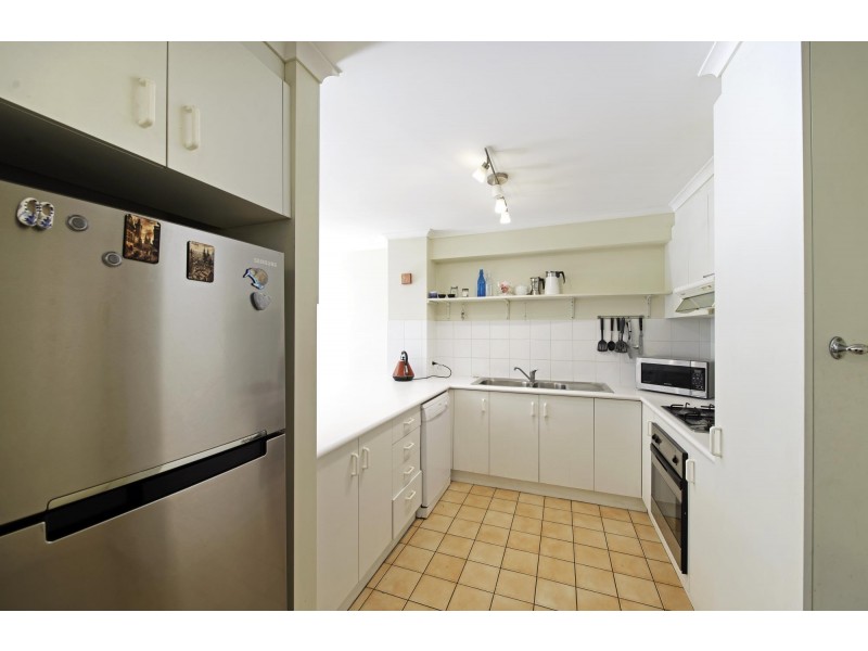 8/25 Aspinall Street, Watson ACT 2602