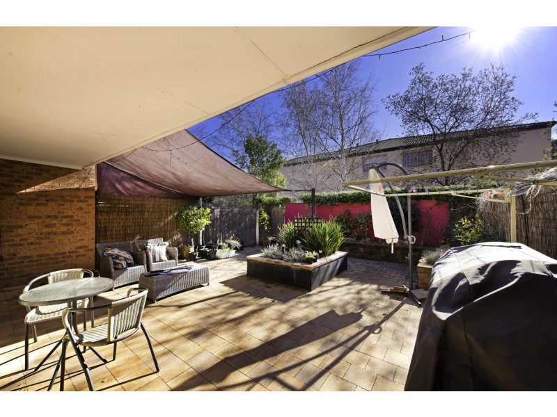 8/25 Aspinall Street, Watson ACT 2602