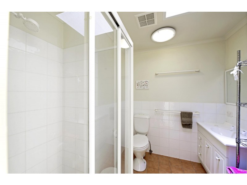 8/25 Aspinall Street, Watson ACT 2602