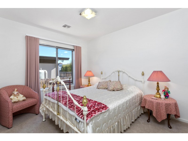 124 Langtree Crescent, Crace ACT 2911