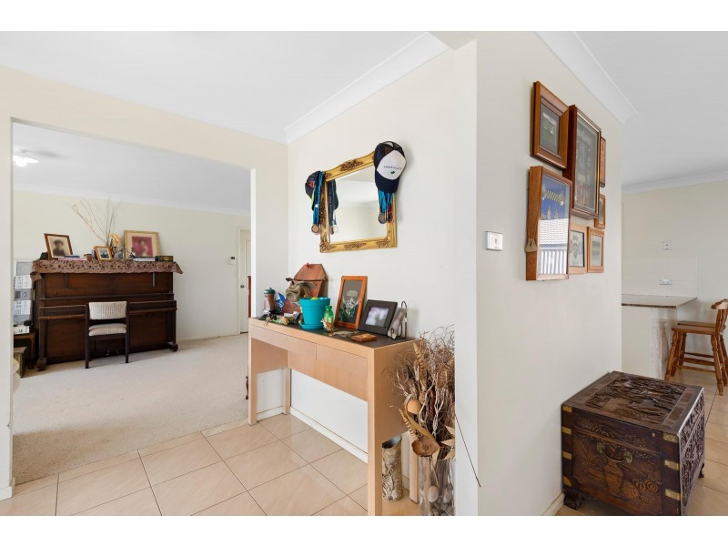 1 Clifton Place, Yass NSW 2582