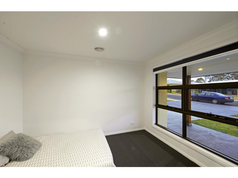 26 Colls Close, Yass NSW 2582