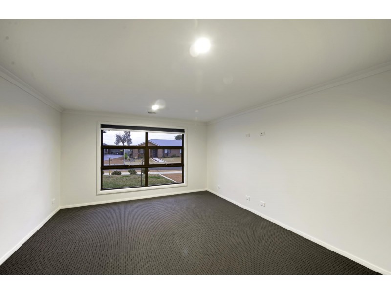26 Colls Close, Yass NSW 2582
