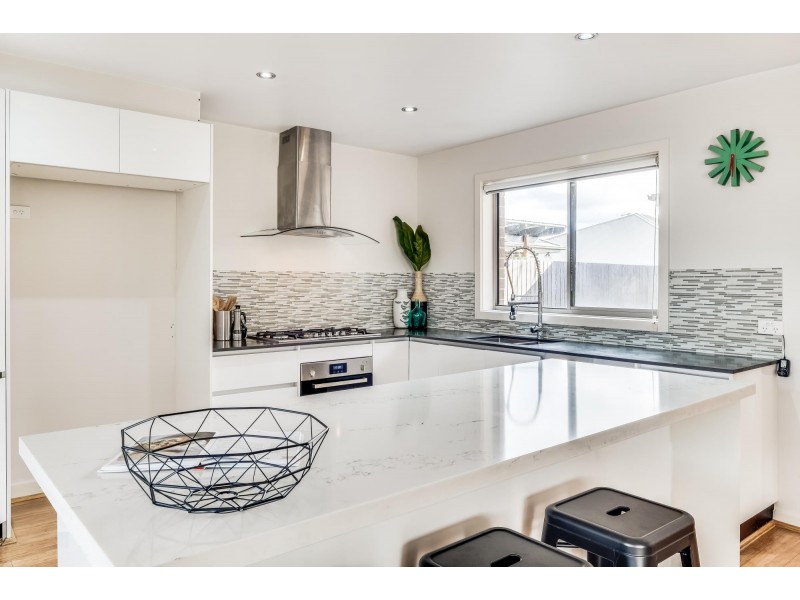 16 Laird Crescent, Forde ACT 2914