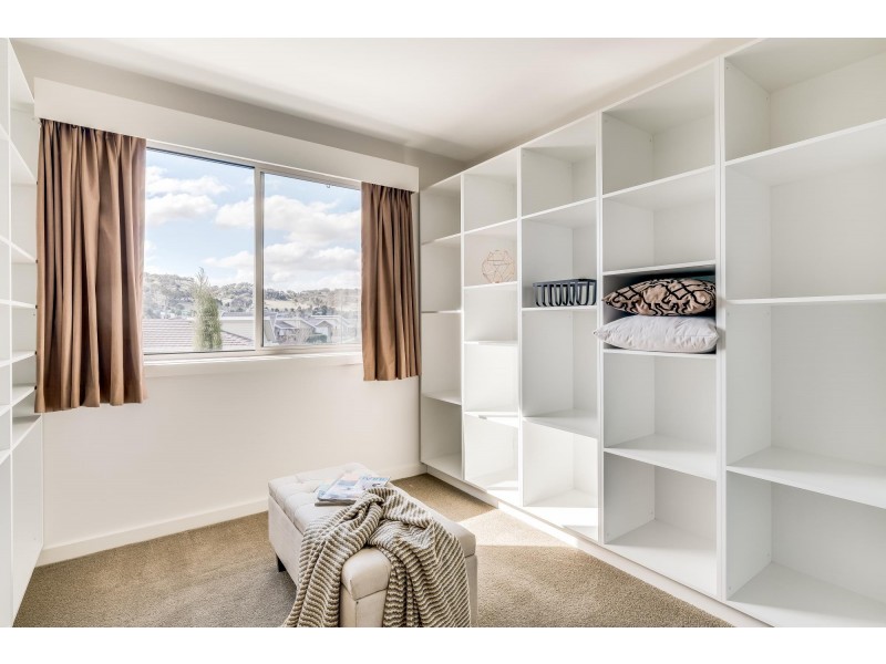 16 Laird Crescent, Forde ACT 2914