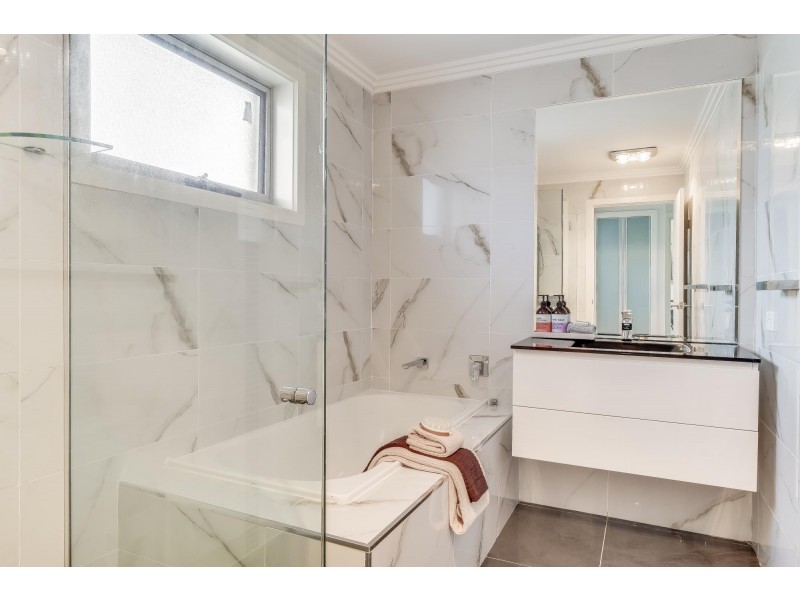 16 Laird Crescent, Forde ACT 2914