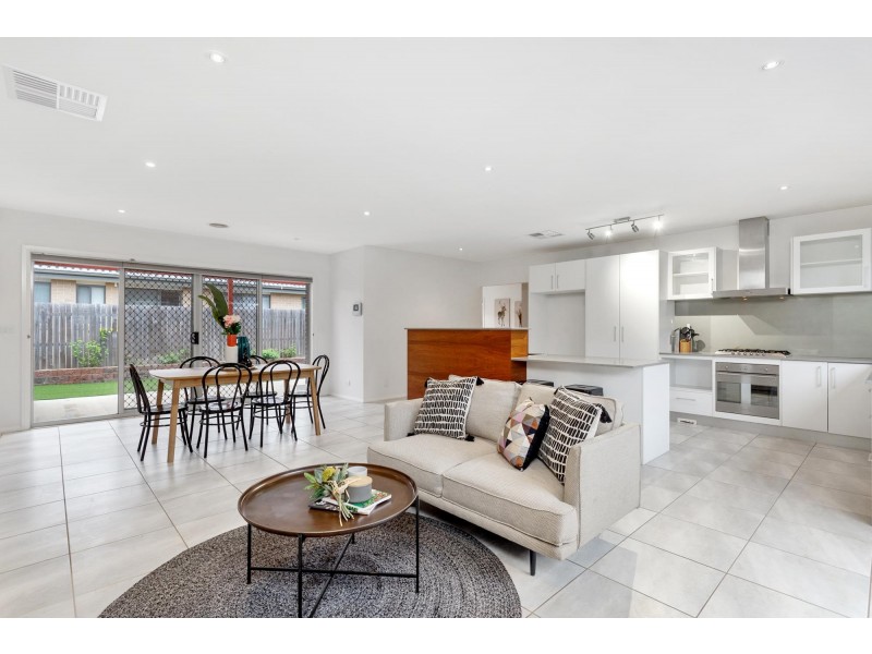 5 Outhwaite Street, Franklin ACT 2913