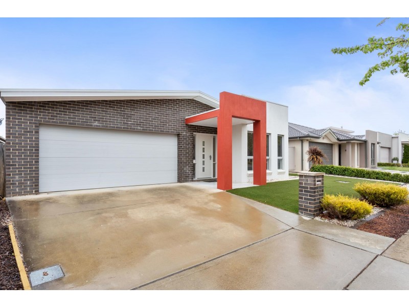 5 Outhwaite Street, Franklin ACT 2913