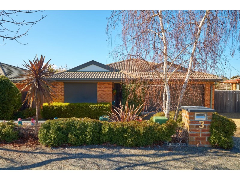 3 Elm Grove, Gungahlin ACT 2912