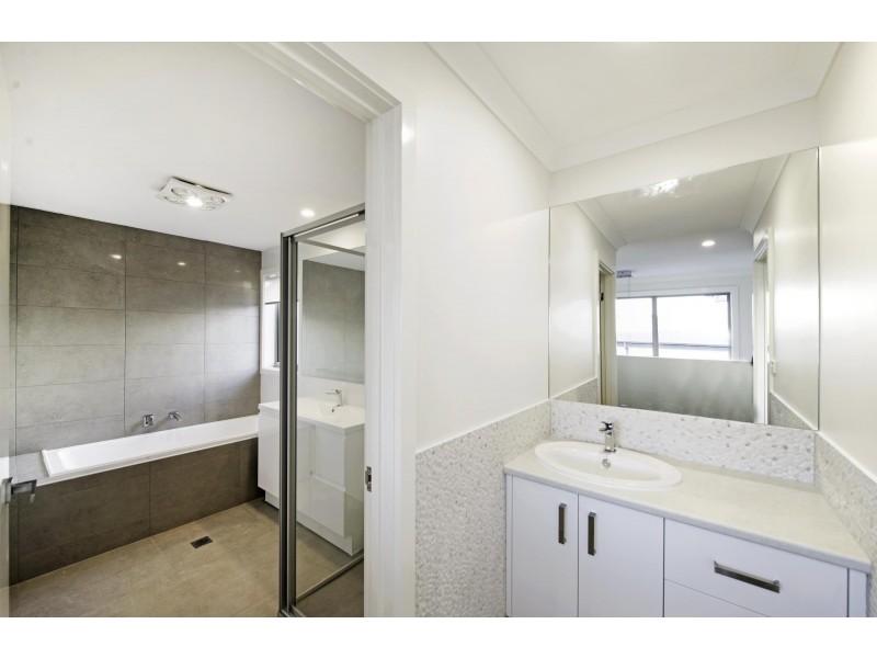 24 Cooley Crescent, Casey ACT 2913