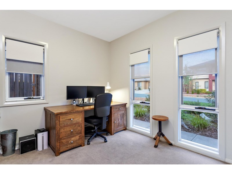 11 Doris Turner Street, Forde ACT 2914