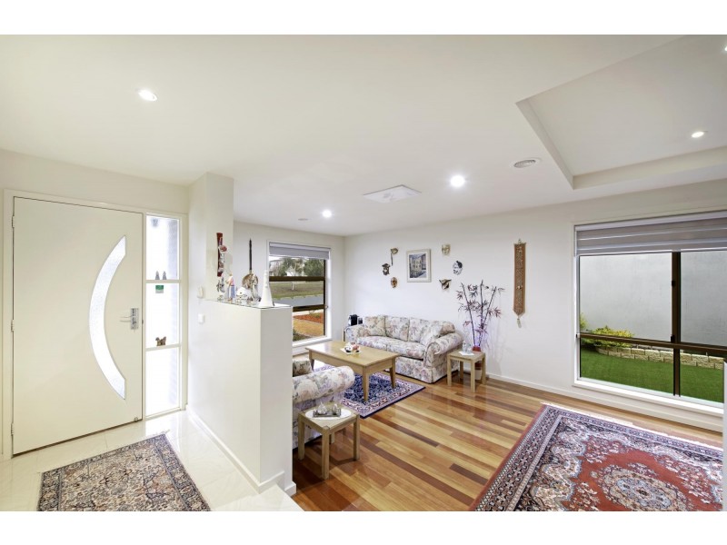 24 Allnutt Crescent, Forde ACT 2914