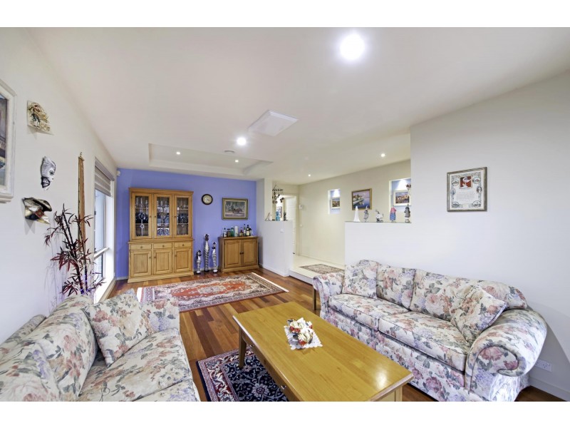 24 Allnutt Crescent, Forde ACT 2914