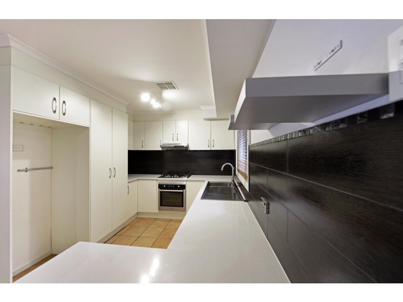 4 Saxby Close, Amaroo ACT 2914