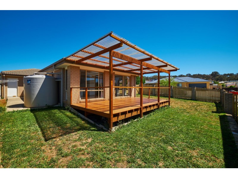 23 Ted Richards Street, Casey ACT 2913