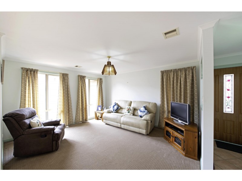 21 Corringle Close, Amaroo ACT 2914