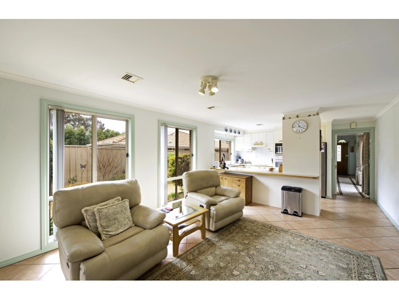 21 Corringle Close, Amaroo ACT 2914