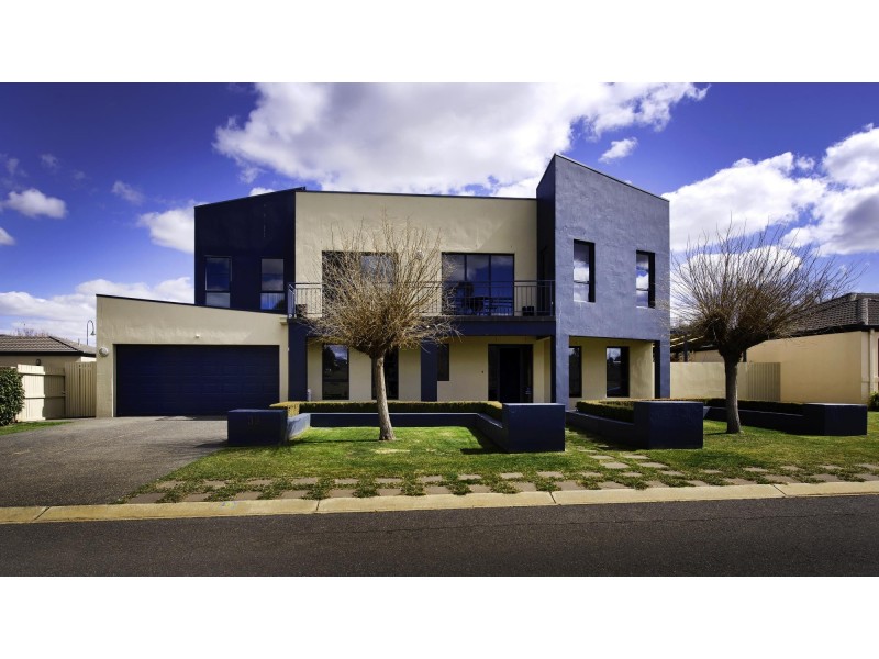 39 Benaroon Circuit, Amaroo ACT 2914
