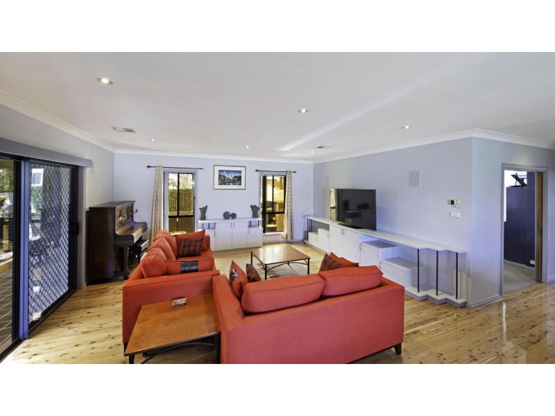 39 Benaroon Circuit, Amaroo ACT 2914