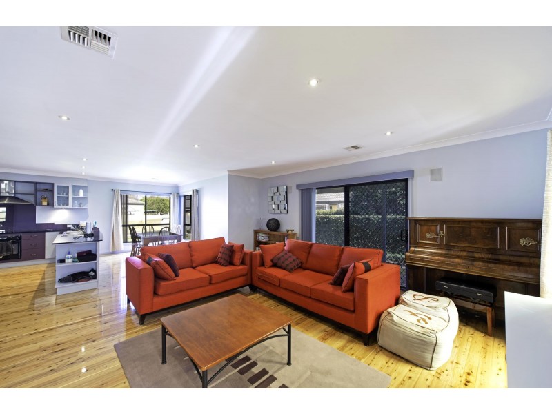 39 Benaroon Circuit, Amaroo ACT 2914