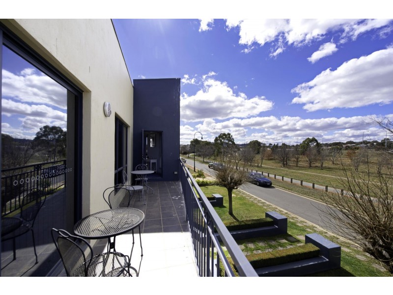 39 Benaroon Circuit, Amaroo ACT 2914