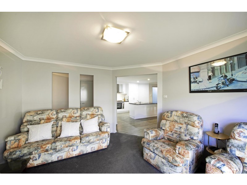 44 Morton Avenue, Yass NSW 2582